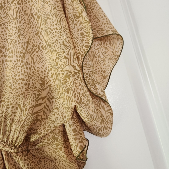 PINEAPPLES BOUTIQUE DESIGNED IN HAWAII WOMEN'S DRESS SIZE M - Picture 3 of 8